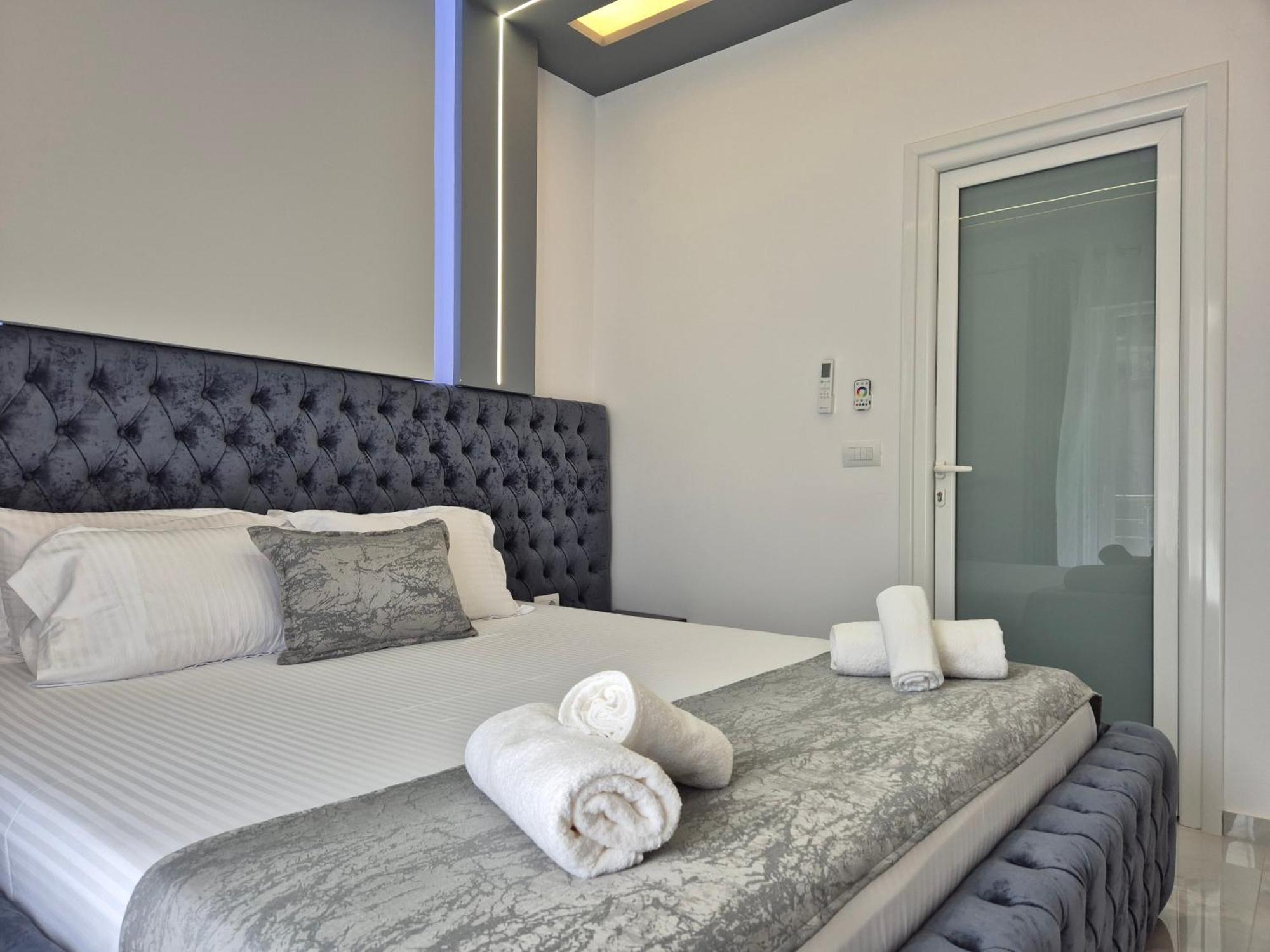 Vila Roxhest Sarande Bagian luar foto